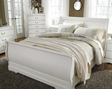 Load image into Gallery viewer, Anarasia  Sleigh Bed
