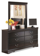 Load image into Gallery viewer, Huey Vineyard Queen Sleigh Bed with Mirrored Dresser and Chest
